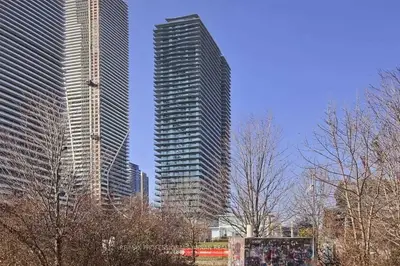 33 Shore Breeze Drive 3505, Toronto W06, On M8v 1a1