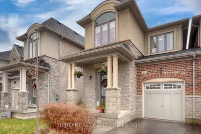 35 Diamond Leaf Lane, Halton Hills, On L7g 0g7