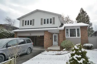 200 Mohawk Road Lower, Oakville, On L6l 2z2
