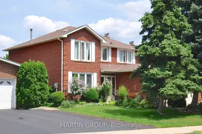2083 Pen Street, Oakville, On L6h 3l2