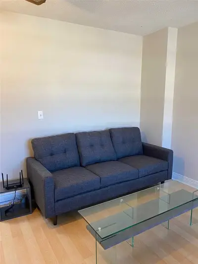 283 Lakeshore Road E 1, Mississauga, ON L5G 1H3