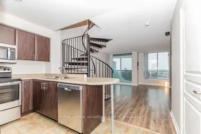 2565 Erin Centre Boulevard 1003, Mississauga, ON L5M 6Z8