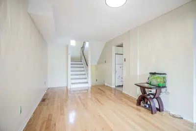 1018 Serdica Court, Mississauga, ON L5H 4H8