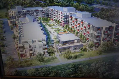 5220 Dundas Street D518, Burlington, On L7r 3x4