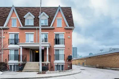 15 Laidlaw Street 602, Toronto W01, ON M6K 1X3