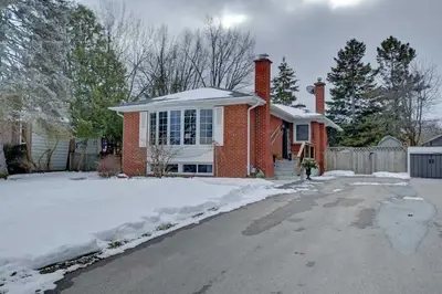 140 Tidey Avenue, Halton Hills, ON L7J 1V6