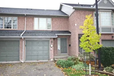 3100 Fifth Line W 65, Mississauga, ON L5L 5V5
