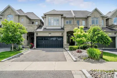3100 Cardross Court, Oakville, ON L6M 0A1