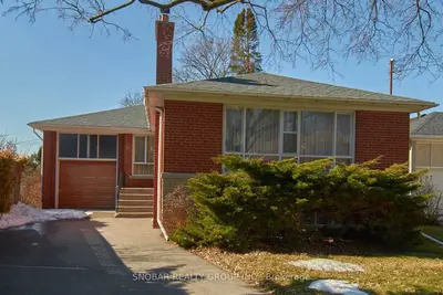 51 Trehorne Drive, Toronto W09, ON M9P 1P1