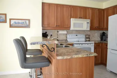 21 Meadow Drive, Orangeville, ON L9W 4R8