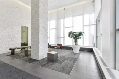 365 Prince Of Wales Drive 904, Mississauga, ON L5B 0A1