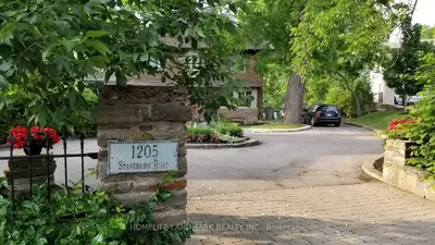 1205 Stavebank Road, Mississauga, ON L5G 2V1