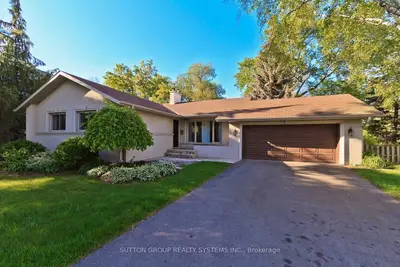 1359 Willowdown Road, Oakville, ON L6L 1X2