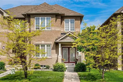 121 Goldham Way, Halton Hills, On L7g 0b3