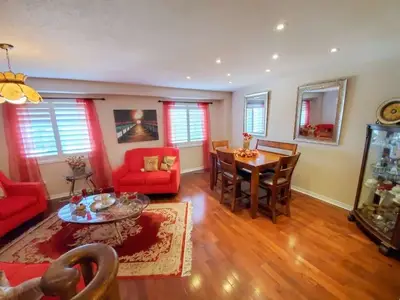 3321 Southwick Street, Mississauga, ON L5M 7K9