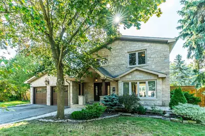 1136 Geran Crescent, Mississauga, ON L5H 3R5