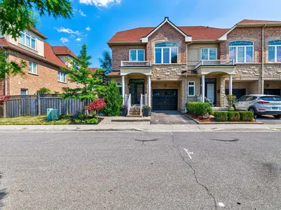 1980 Rackus Crescent, Mississauga, ON L5J 0A6