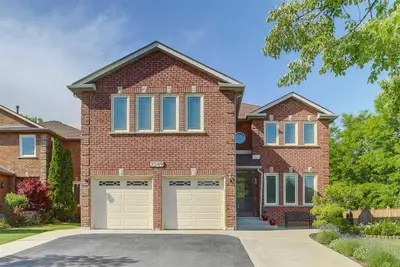 3549 Loyalist Drive, Mississauga, ON L5L 4T9