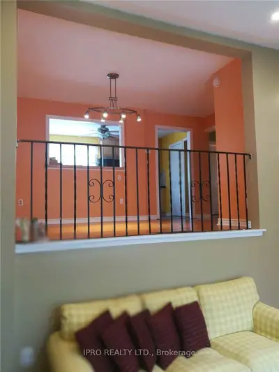 2340 Bromsgrove Road 55, Mississauga, ON L5J 4A2