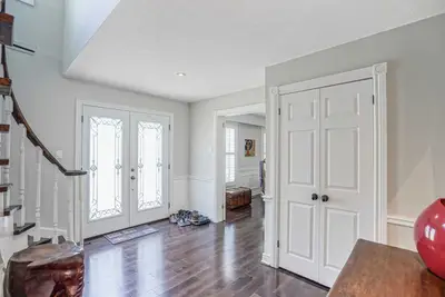 1830 Solitaire Court, Mississauga, ON L5L 2P3