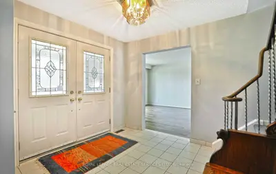 1017 Fair Birch Drive, Mississauga, ON L5H 1M4