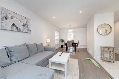 39 Lawlor Street, Halton Hills, ON L7G 6B8