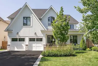 426 Tower Drive, Oakville, ON L6L 4R2