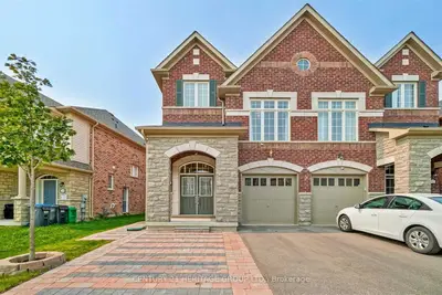 Semi-Detached in Caledon