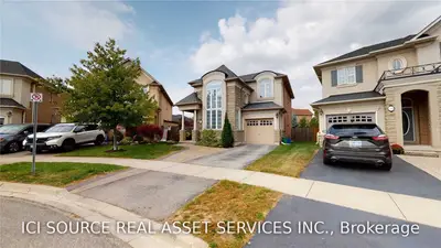 3414 Robin Hill Circle, Oakville, ON L6L 6X2