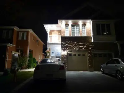 5657 Topaz Place, Mississauga, ON L5M 7B8