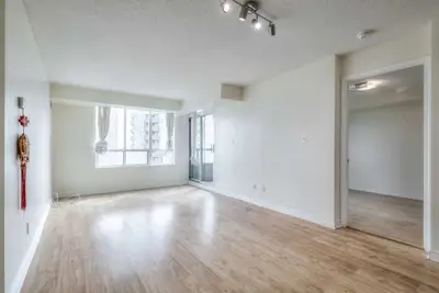 335 Rathburn Road 1707, Mississauga, ON L5B 0C8