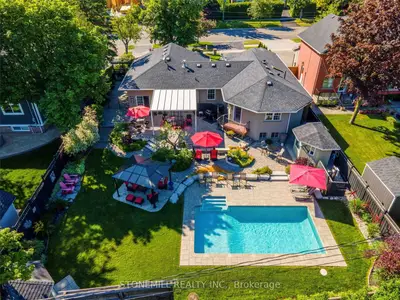 1320 Rebecca Street E, Oakville, On L6l 1z4