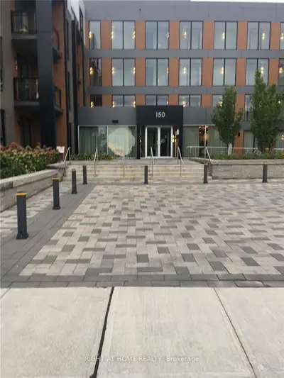 150 Sabina Drive 114, Oakville, On L6h 0w3