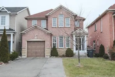 3391 Bruzan Crescent, Mississauga, ON L5N 8M2