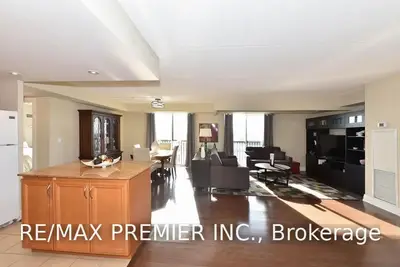 2737 Keele Street 816, Toronto W05, ON M3M 2E9