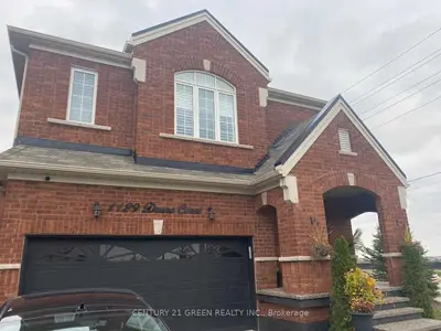 1129 Durno Crt Court Basemen, Milton, ON L9T 8P5