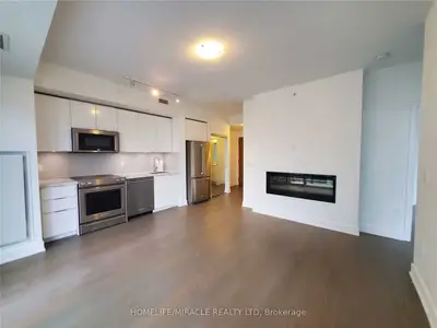 30 Shore Breeze Drive 1813, Toronto W06, ON M8V 1A1