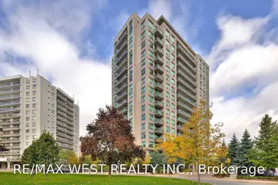 38 Fontenay Court 207, Toronto W08, On M9a 5h5