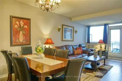 1600 Keele Street 822, Toronto W03, ON M6N 5J1