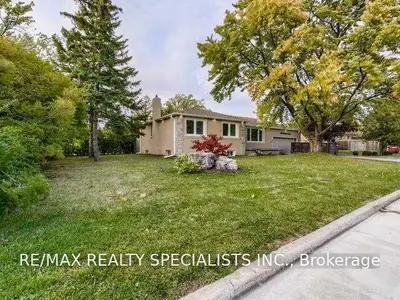 465 Pineland Avenue Upper, Oakville, ON L6K 1Z6