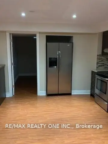 3283 Tacc Drive Lower, Mississauga, ON L5M 0H4