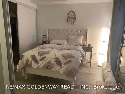 105 The Queensway Avenue 3105, Toronto W01, ON M6S 5B5