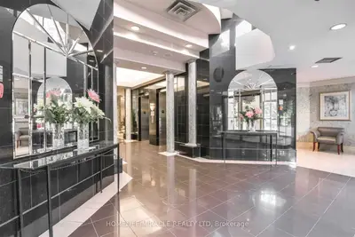 45 Kingsbridge Garden Circle 2701, Mississauga, ON L5R 3K4