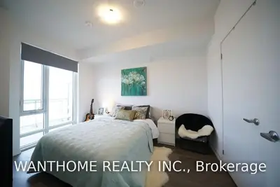 2520 Eglinton Avenue W 809, Mississauga, ON L5M 0Y4