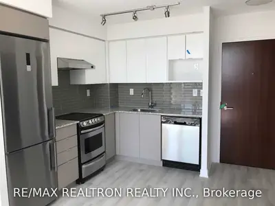 160 Flemington Road 1516, Toronto W04, ON M6A 0A9