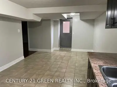 1527 Astrella Crescent Bsmt, Mississauga, ON L5M 5A1