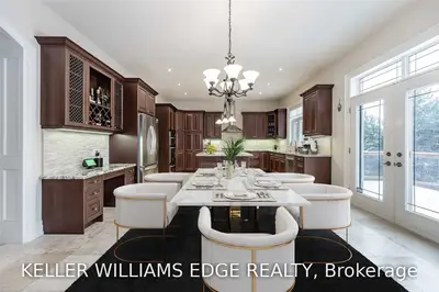 6688 Rothschild Trail, Mississauga, ON L5W 0A6
