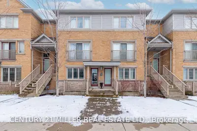 3100 Thomas Street 3, Mississauga, ON L5M 0T2