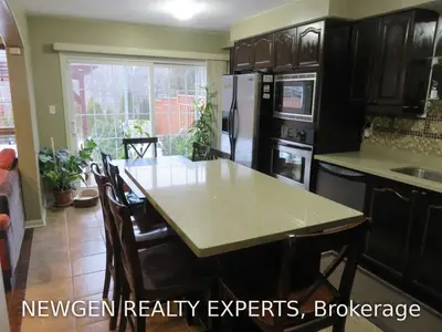 3969 Janice Drive, Mississauga, ON L5M 7Y3