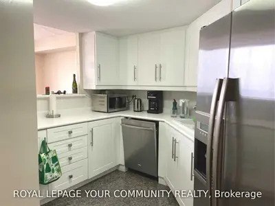 2285 Lake Shore Boulevard W 2212, Toronto W06, ON M8V 3X9